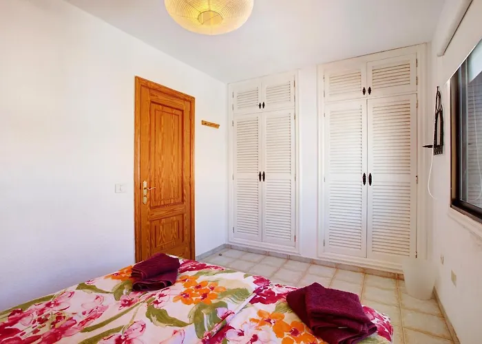 Casa Dos Angeles Арона